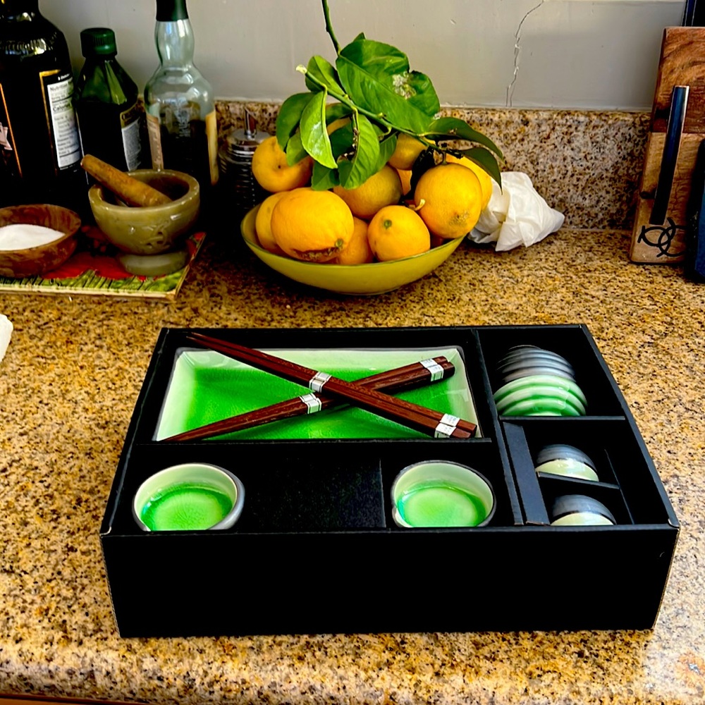 Sushi &s Sake set for two